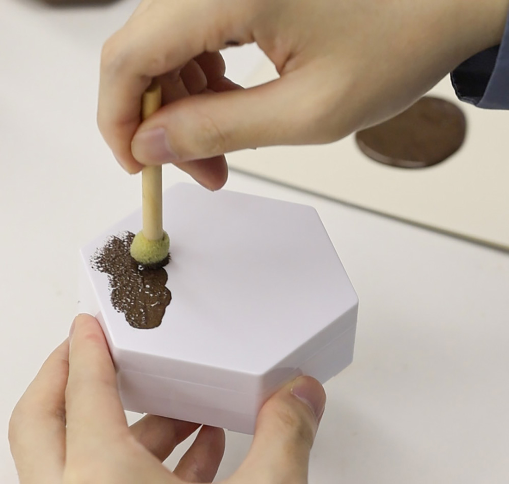 アイアンブラウンスタンピング