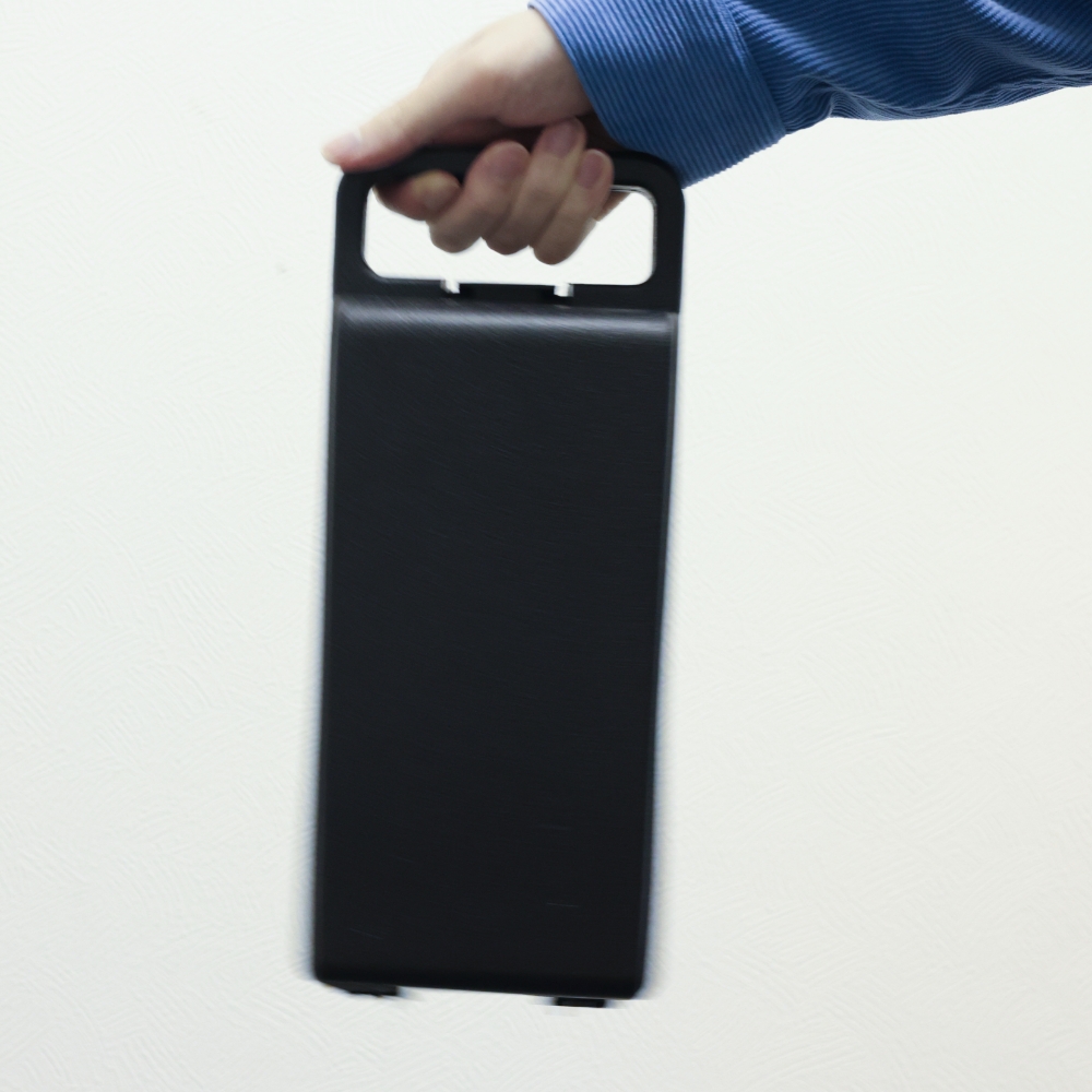 セーフトランスポートケースを振る