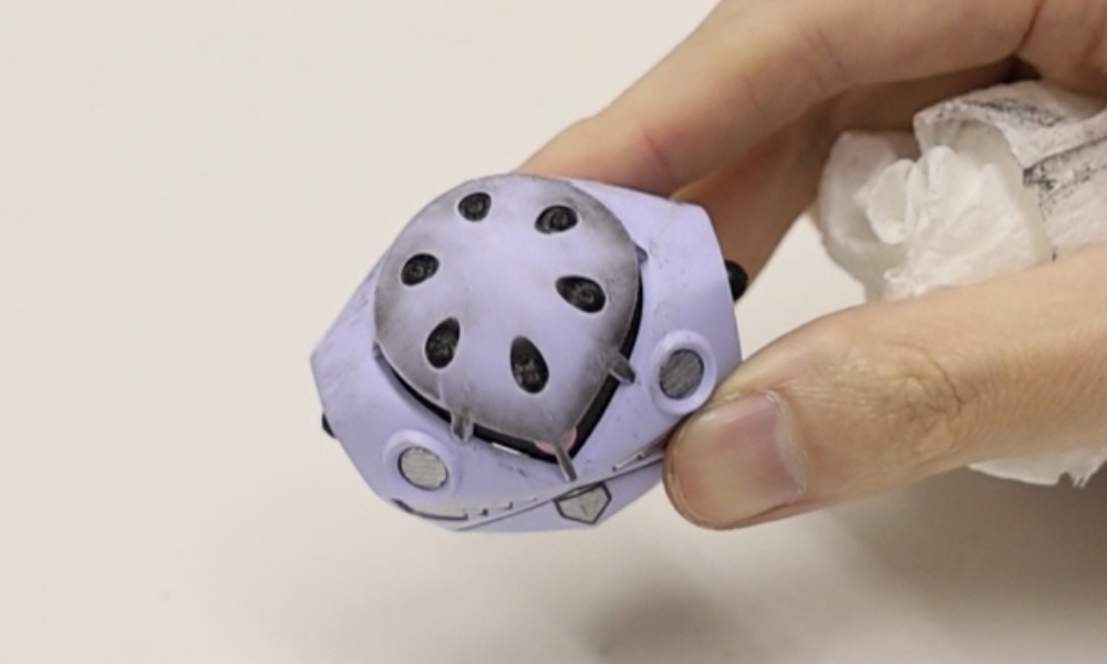 メラミンスポンジで擦って調整