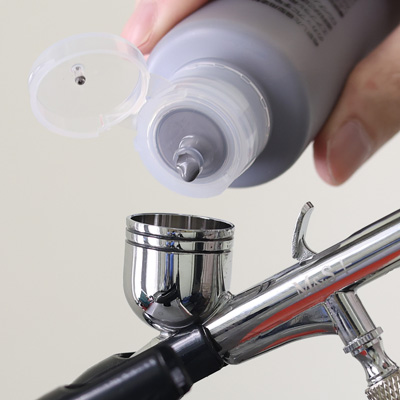 エアブラシ塗装のクリーニング作業の負担軽減！DPボトルとMr.クリーニングボトルで超快適です！