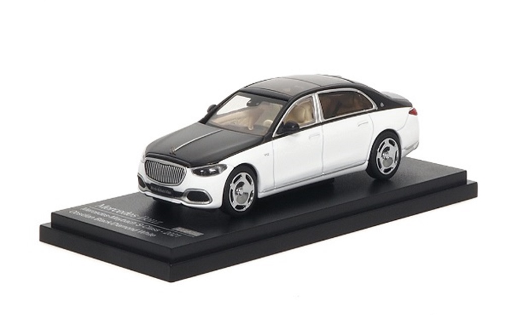 620121001 ALMOST REAL 1/64 Mercedes-Maybach S-Class - 2021 - Obsidian Black/Diamond White