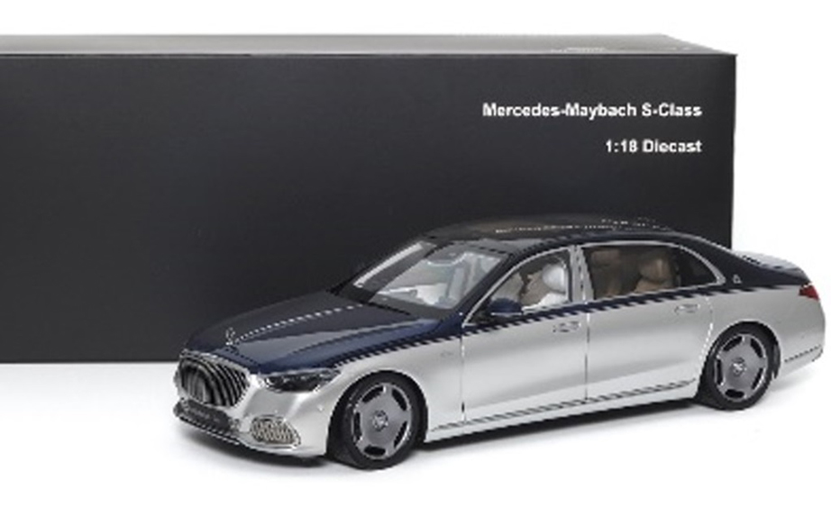 820125 ALMOST REAL 1/18 Mercedes-Maybach S-Class - 2021 - Nautical Blue/Cirrus Silver