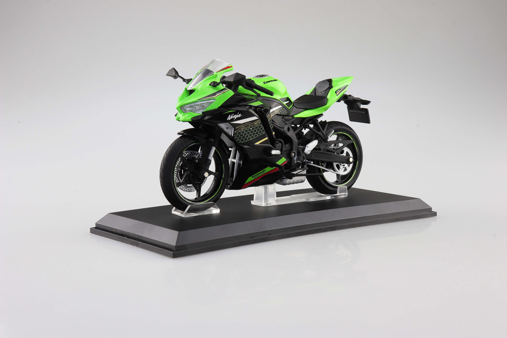 KAWASAKI Ninja ZX-25R (ライムグリーン×エボニー)【4905083109694】