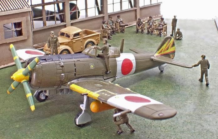 1/144 日本陸軍 搭乗員 & 整備員フィギュア46体【BELK144009