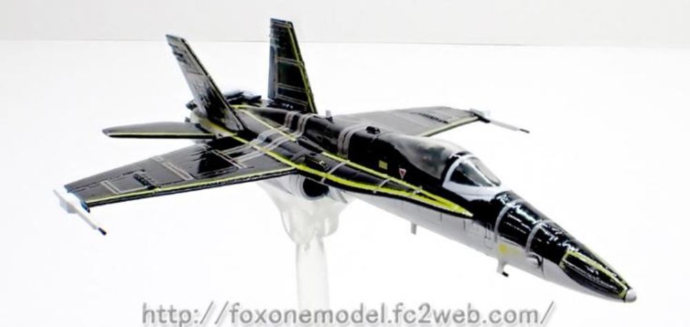 1/144 F-18 HARV フェイズ3