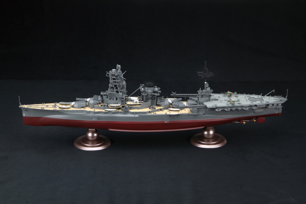 1/350 艦船モデルシリーズ No.12 EX-1 日本海軍航空戦艦 日向(帝国海軍乗組員フィギュア付き)