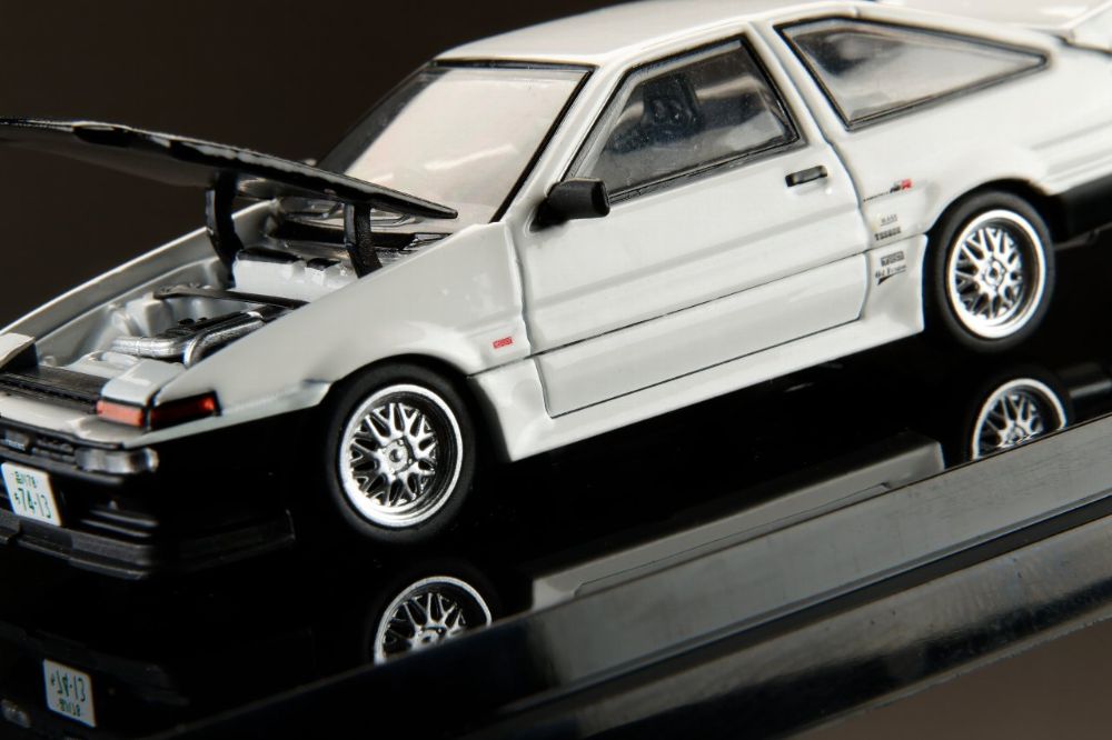 1/64 トヨタスプリンタートレノ (AE86) 土屋圭市ストリートチューン