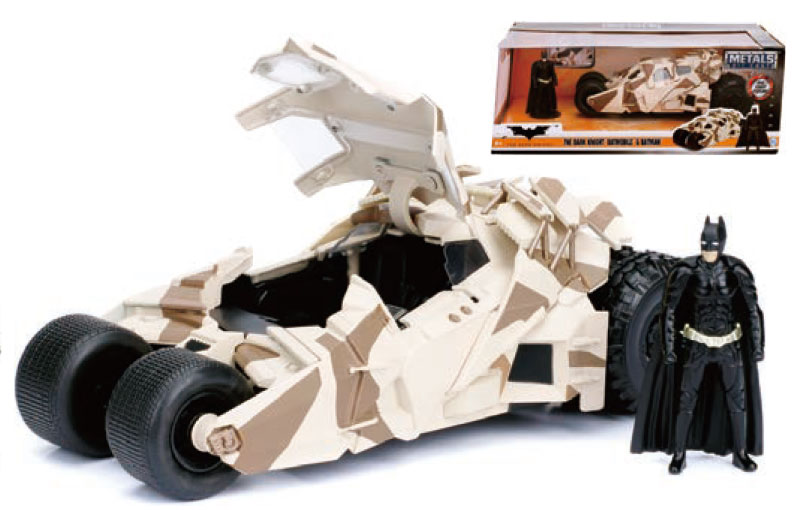 バットモービル 1/24 スケール ダイキャストミニカー バットマンフィギュア付き 「ダークナイト」版