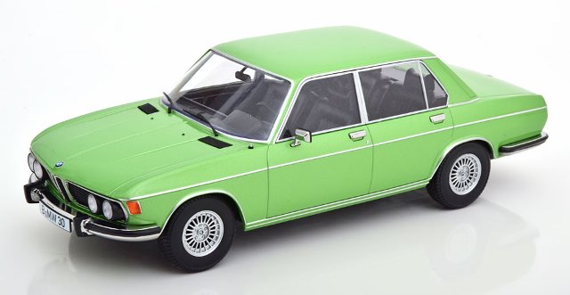 KKDC180404 KK Scale 1/18 BMW 3.0S E3 2.Series 1971 （ライトグリーンメタリック）