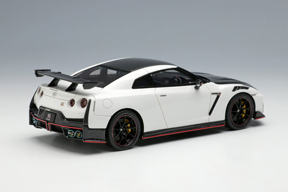 NISSAN GT-R NISMO Special edition 2024 ブリリアントホワイトパール