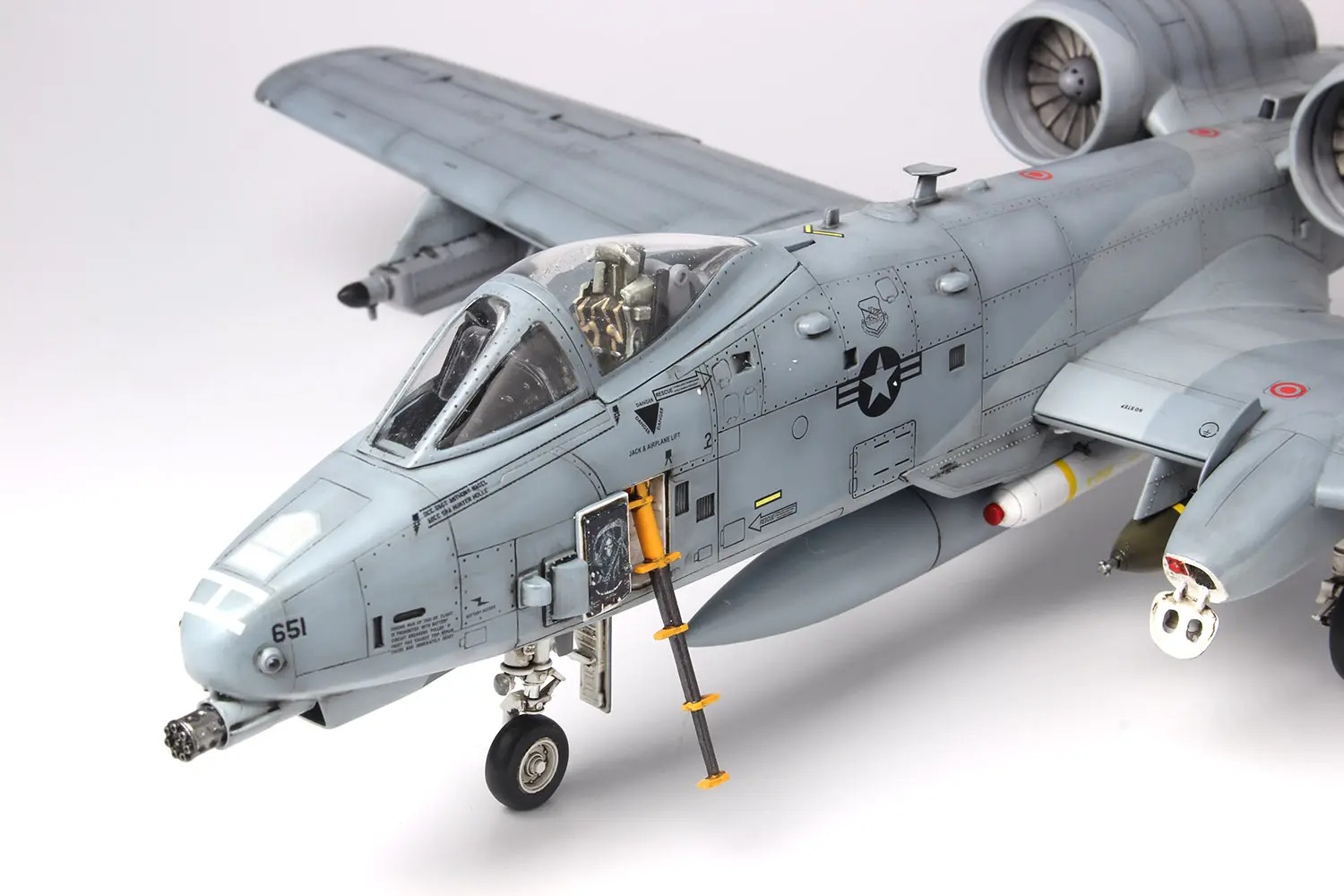 1/48 アメリカ空軍 攻撃機 A-10C サンダーボルトII オーサン AFB【TPA