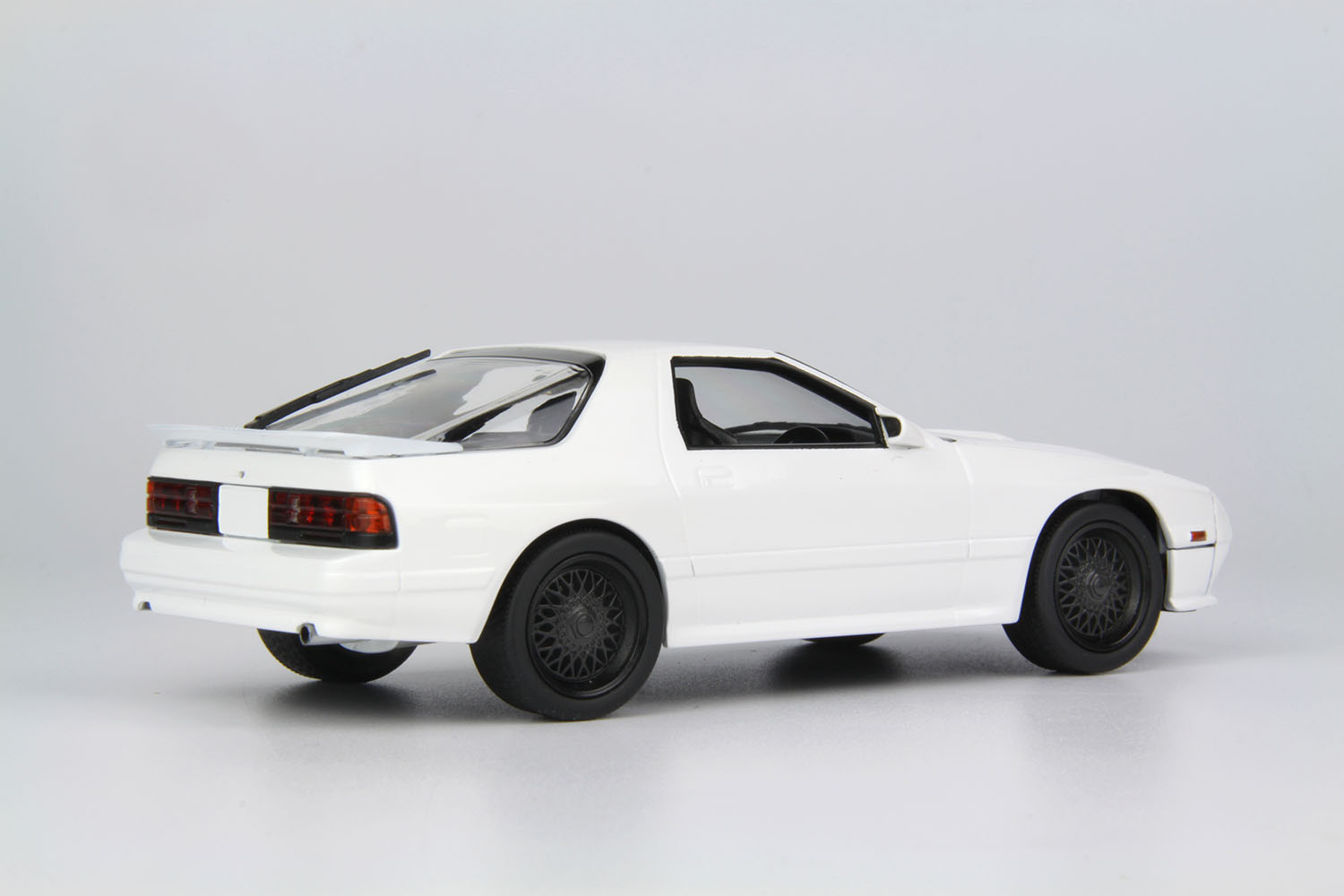 MN07 MONO 1/32 マツダ サバンナ RX-7（FC3S） クリスタルホワイト ...