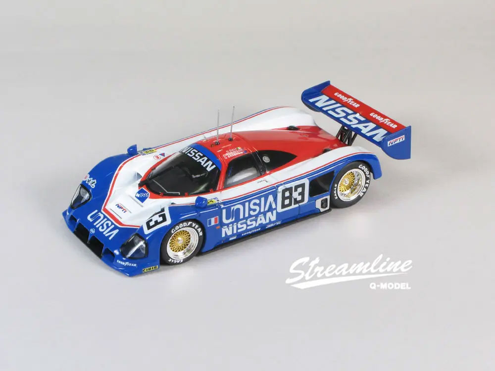 1/43 NISSAN LANGLEY 4 DOOR SEDAN GT TWINCAM (1988
