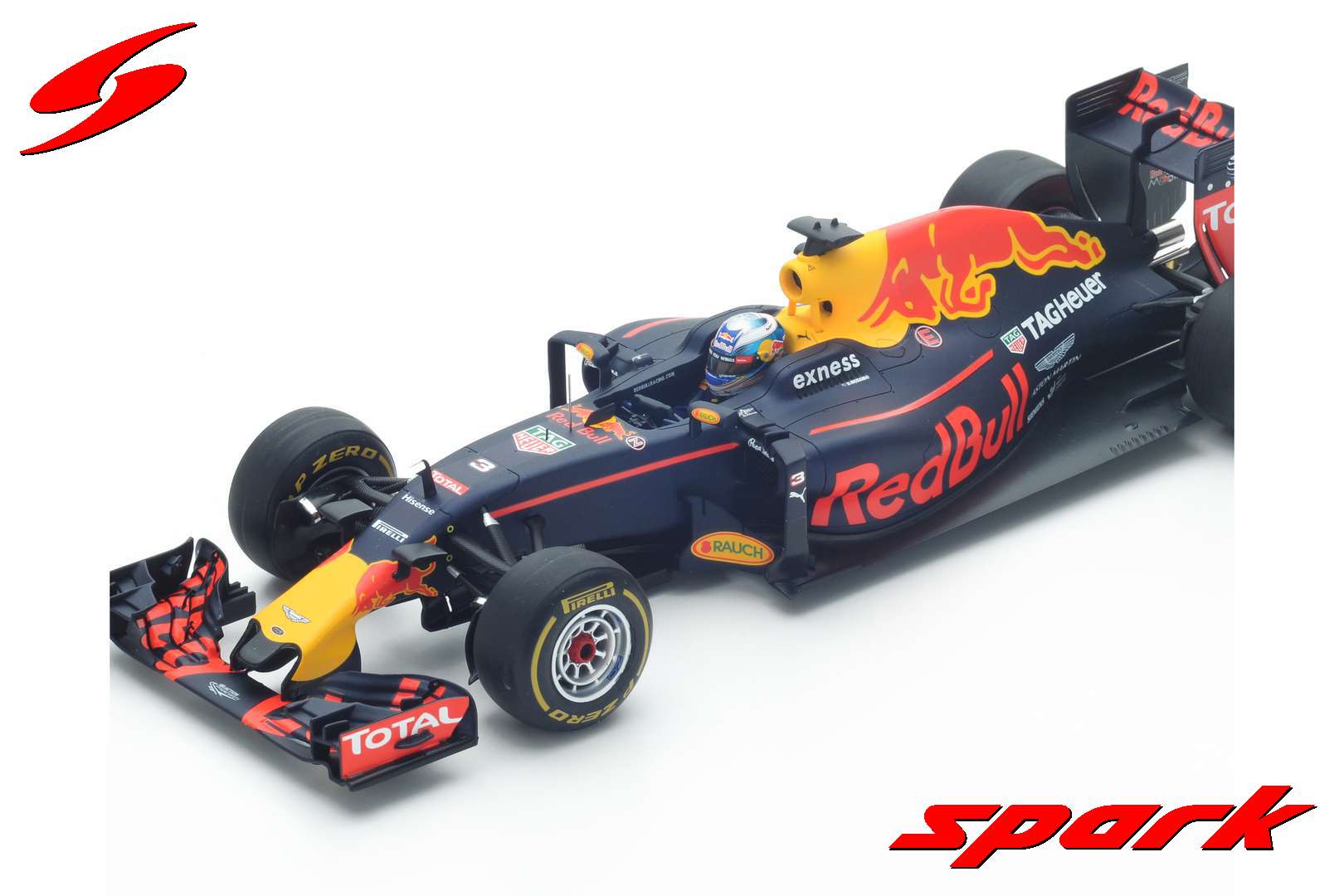 18S251 1/18 Red Bull Racing Tag Heuer RB12 No.3 Winner Malaysian GP 2016  Daniel Ricciardo