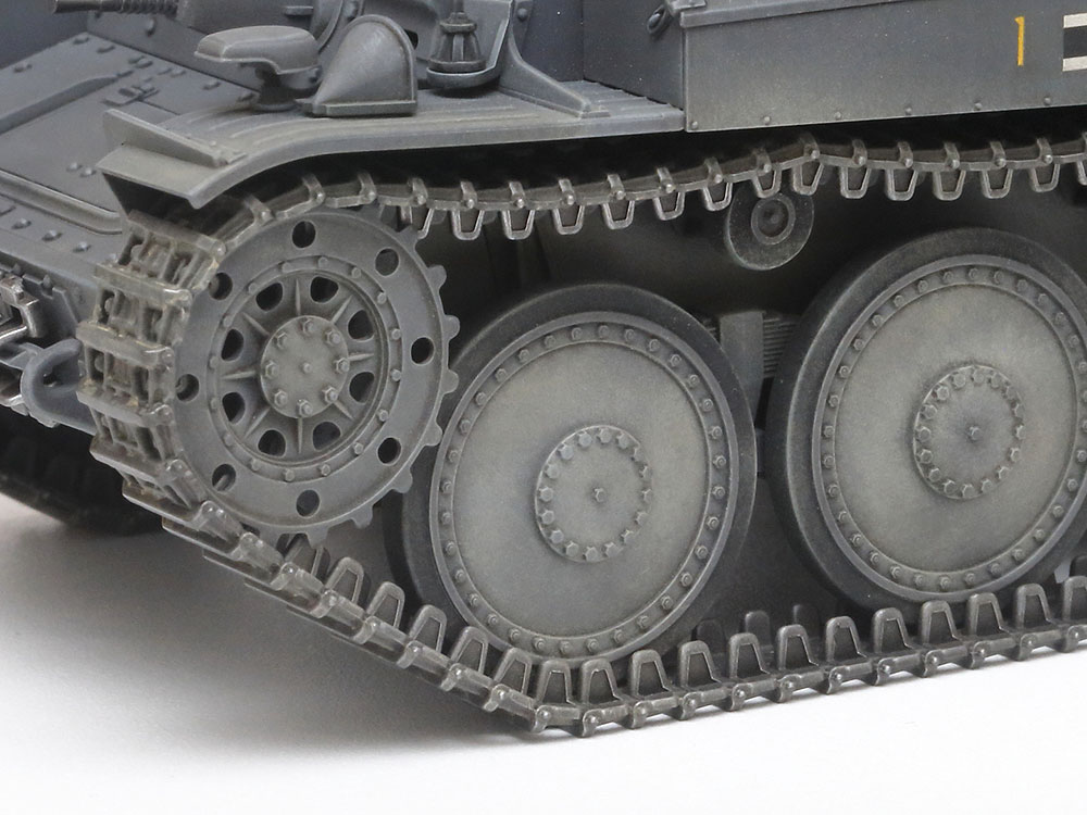1 48 ドイツ軽戦車 38(t) E F型 - 通販 - gofukuyasan.com