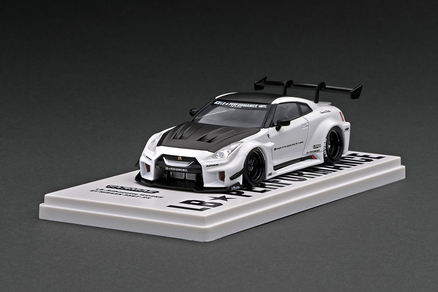 T43-022-WHT ターマックワークス 1/43 LB-Silhouette WORKS GT NISSAN 35GT-RR  White