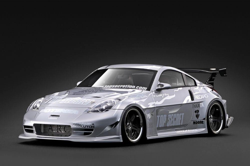 Top Secret Fairlady Z (Z33) Silver (1/18 Scale)【IG4047